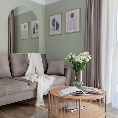 Dream Garden Apartment With Free Parking Sinaia Exterior foto